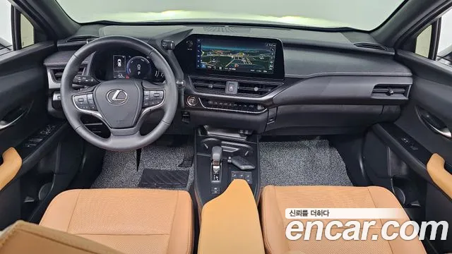 Lexus UX — Фото автомобиля 7