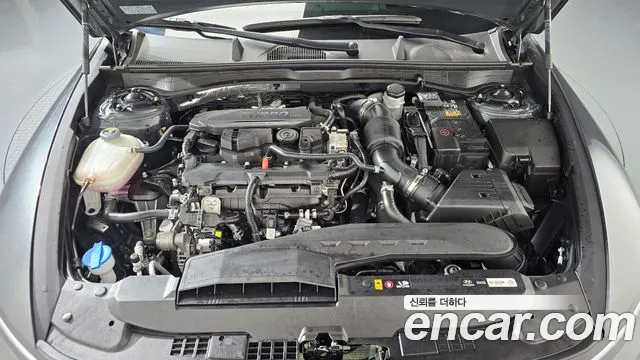 Hyundai Sonata — Фото автомобиля 9
