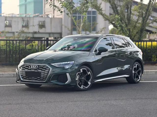 Фотография автомобиля — Audi A3
