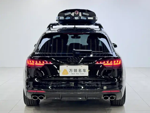 Audi A4 — Фото автомобиля 4