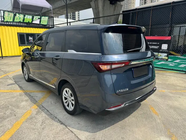 Wuling Jiachen — Фото автомобиля 8
