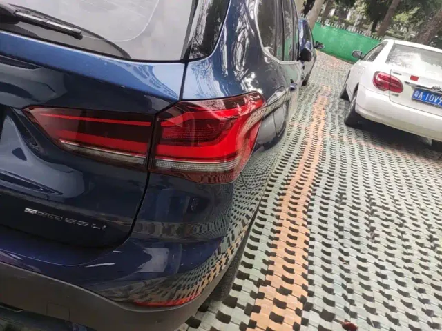 BMW X1 — Фото автомобиля 7