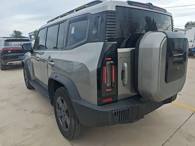 Jetour T2 — Фото автомобиля 4