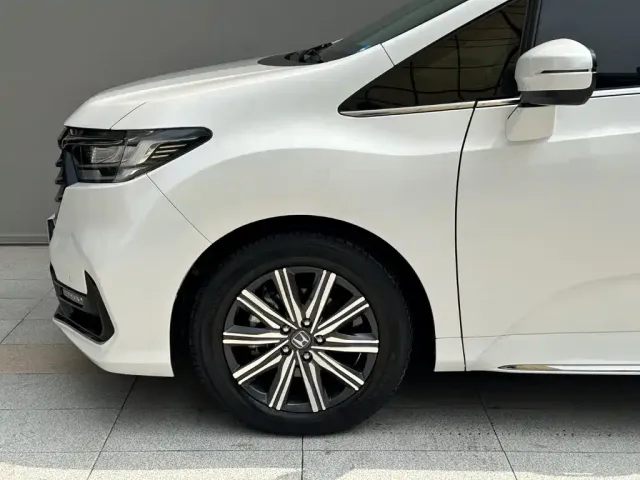 Honda Odyssey — Фото автомобиля 5