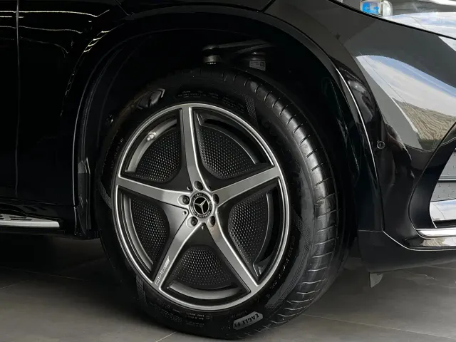 Mercedes-Benz EQS SUV — Фото автомобиля 7