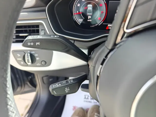 Audi A4L — Фото автомобиля 16