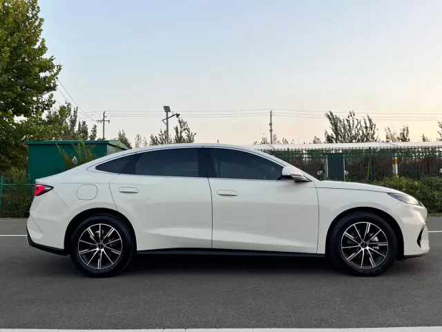 BYD Seal 06 — Фото автомобиля 19
