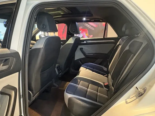 Volkswagen Volkswagen T-ROC 2025 300TSI DSG 2WD Dawn Edition — Фото автомобиля 4
