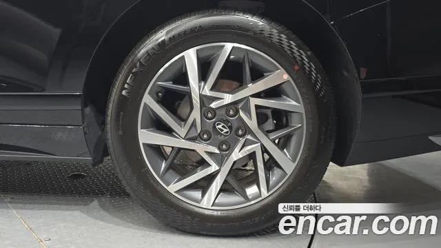 Hyundai Grandeur GN7 — Фото автомобиля 20