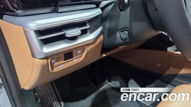 Hyundai Grandeur GN7 — Фото автомобиля 26