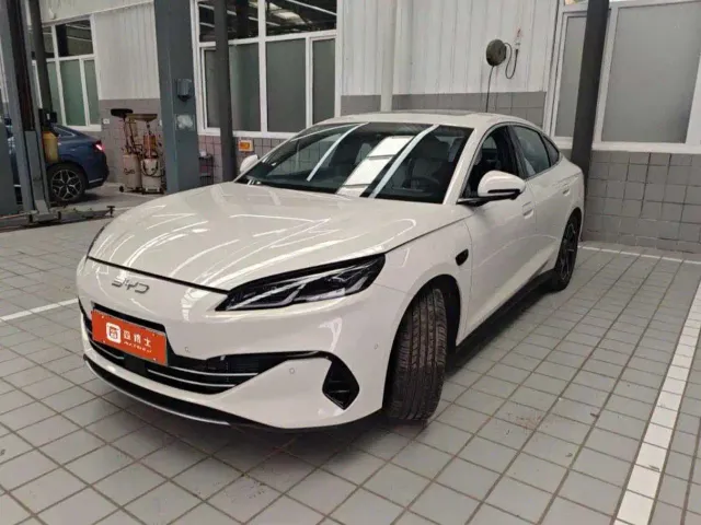 Фотография автомобиля — BYD Seal 06