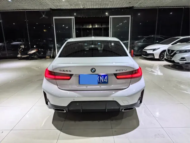 BMW 3 Series — Фото автомобиля 5