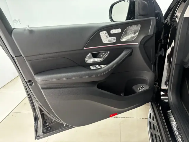 Mercedes-Benz GLE-Class — Фото автомобиля 10
