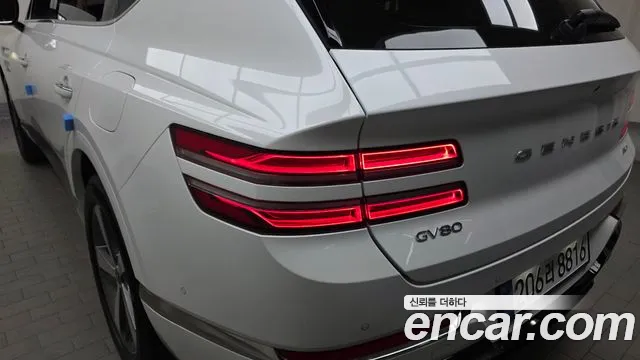 Genesis GV80 2.5T Бензин AWD — Фото автомобиля 23