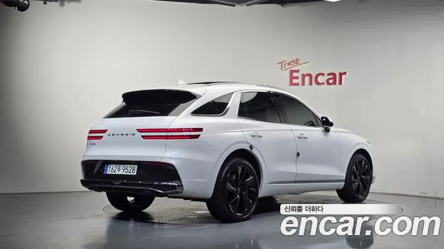 Genesis GV70 — Фото автомобиля 2