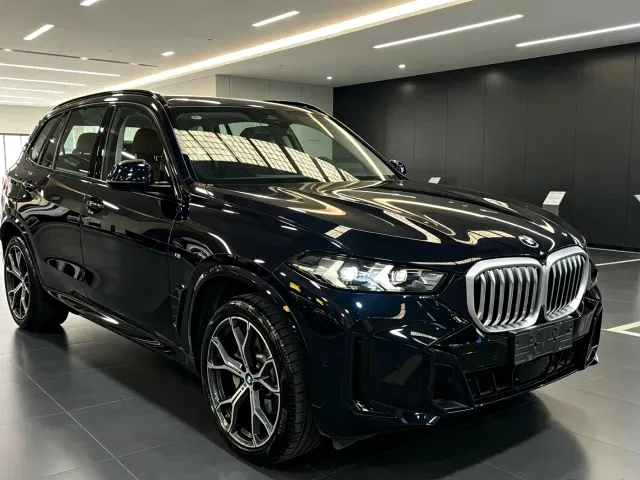 BMW X5 — Фото автомобиля 3