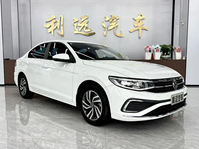 Volkswagen Bora — Фото автомобиля 3