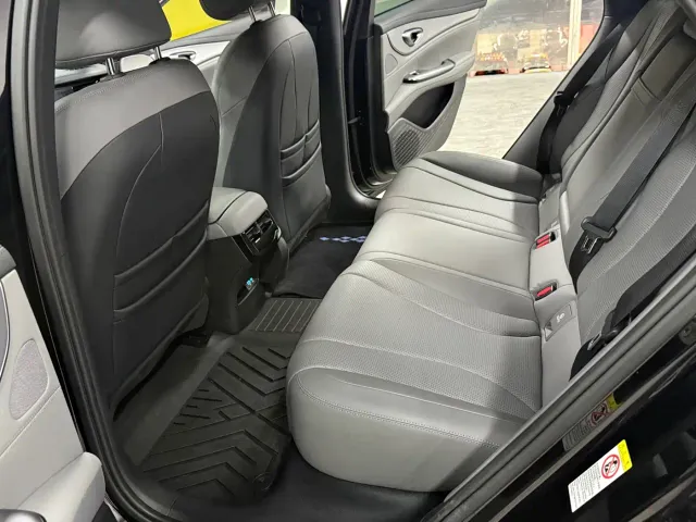 BYD Seal 07 DM-i — Фото автомобиля 14