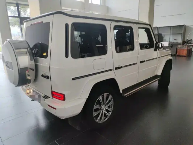 Mercedes-Benz G-Class — Фото автомобиля 3