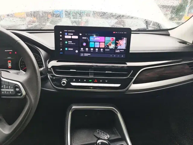 Haval H6 — Фото автомобиля 12