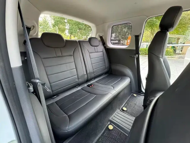 Changan Lumin — Фото автомобиля 12