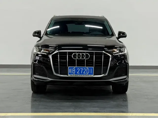 Audi Audi Q7 2022 55 TFSI quattro S line Sport — Фото автомобиля 2