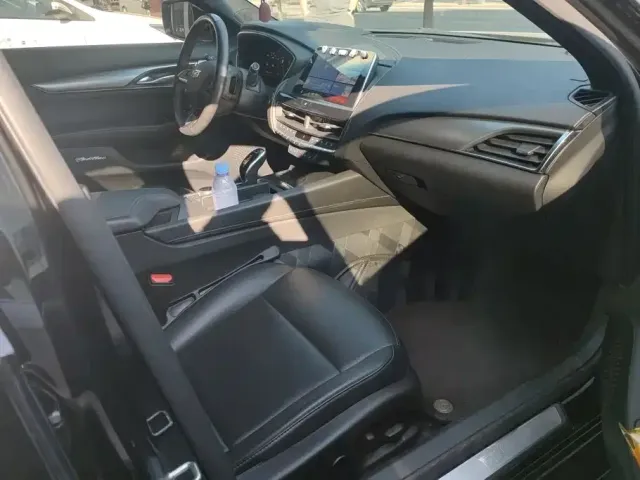 Cadillac CT5 — Фото автомобиля 8