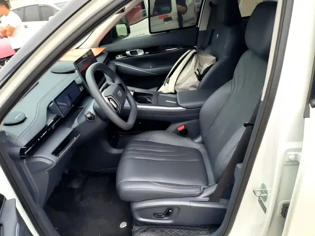Geely Galaxy E5 — Фото автомобиля 14
