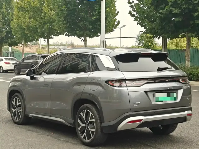 BYD Song L DM-i 2024 160km Superior — Фото автомобиля 14