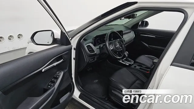 Kia Seltos Бензин 1.6 турбо 2WD — Фото автомобиля 10