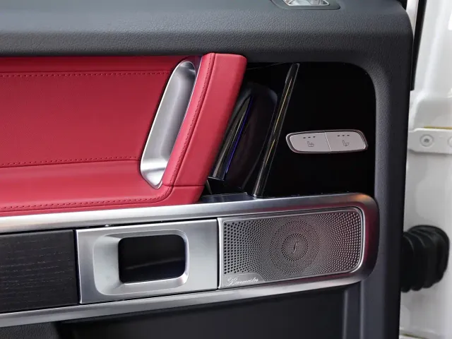 Mercedes-Benz G-Class — Фото автомобиля 11
