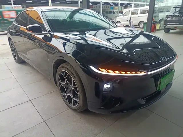 Changan Qiyuan A07 — Фото автомобиля 3
