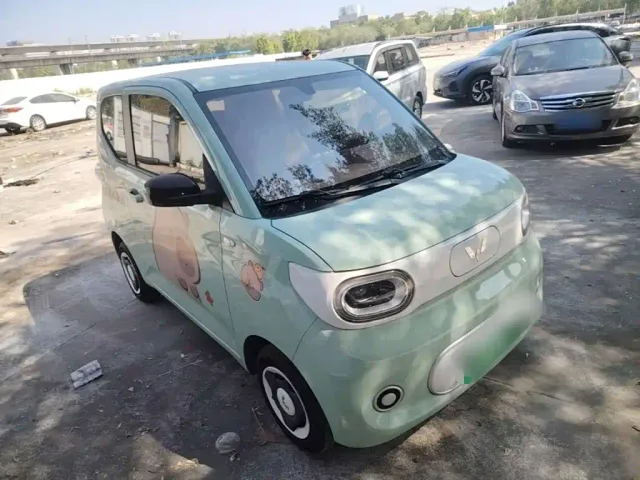 Wuling Hongguang Mini EV — Фото автомобиля 3