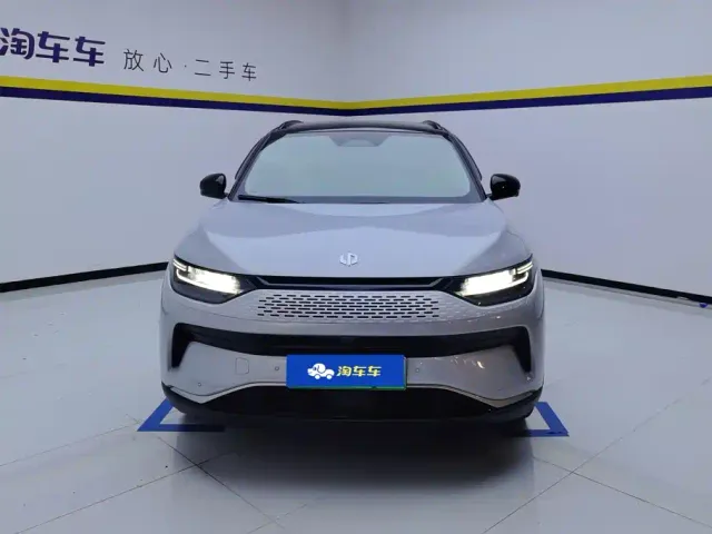 Leapmotor C11 — Фото автомобиля 2