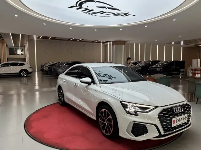 Audi A3 — Фото автомобиля 3
