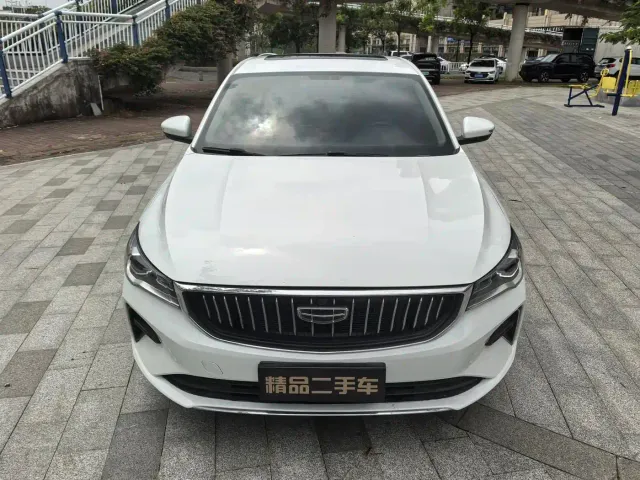 Geely Emgrand — Фото автомобиля 2