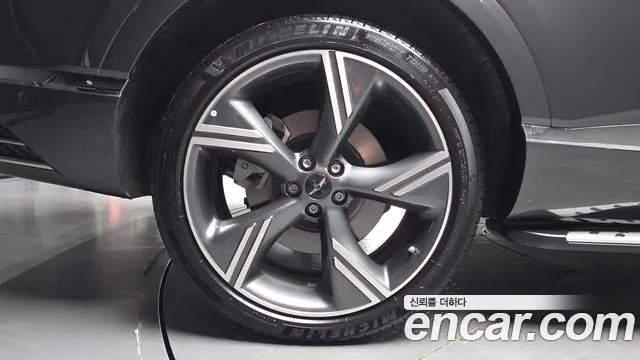 Genesis GV80 2.5T Бензин AWD — Фото автомобиля 5
