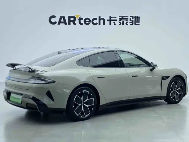 Xiaomi SU7 — Фото автомобиля 3