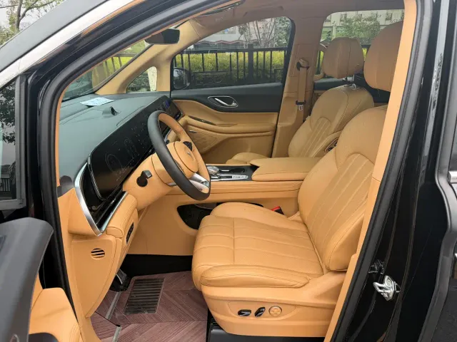 Voyah Auto Voyah Dreamer 2022 Low Carbon Edition Home — Фото автомобиля 7