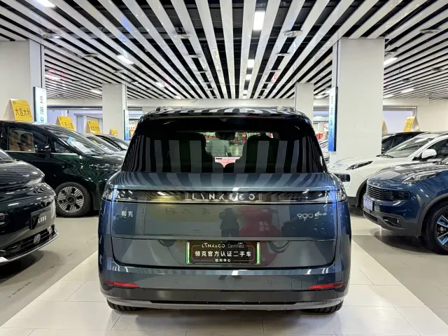 Lynk & Co 900 — Фото автомобиля 18