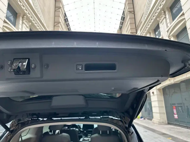 Toyota Granvia — Фото автомобиля 18