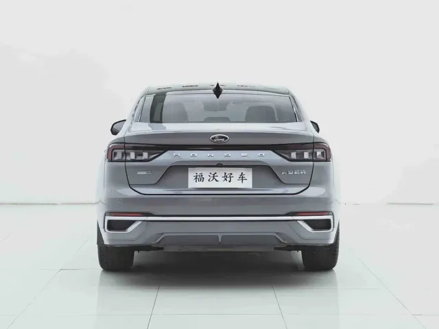 Ford Mondeo — Фото автомобиля 20