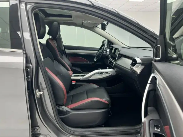 Geely Binyue — Фото автомобиля 7