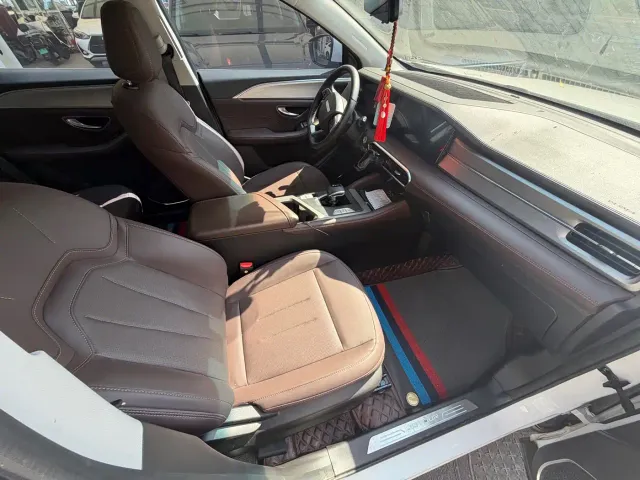 Jetour X90 Plus — Фото автомобиля 8