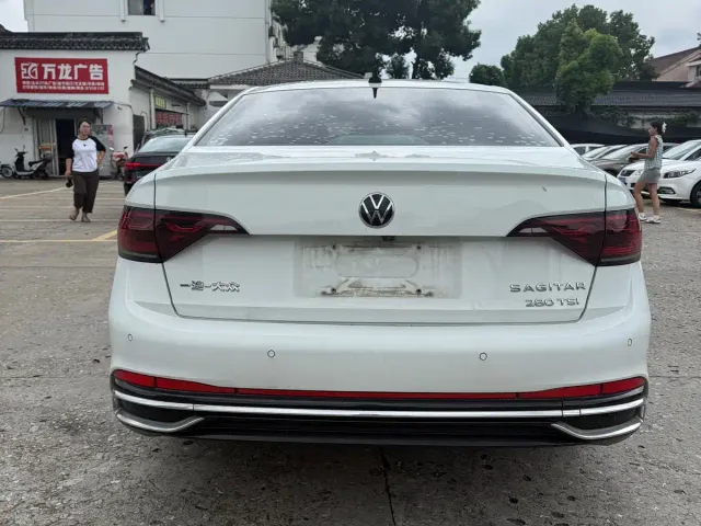 Volkswagen Sagitar — Фото автомобиля 8