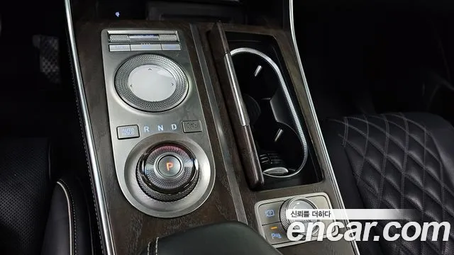 Genesis GV80 — Фото автомобиля 11