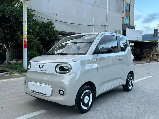 Фотография автомобиля — Wuling Hongguang Mini EV