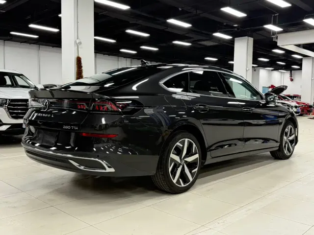 Volkswagen Lamando — Фото автомобиля 4