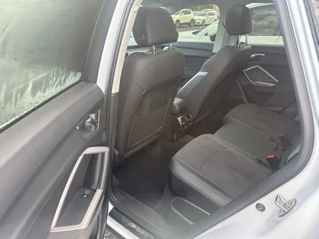 Audi Q3 — Фото автомобиля 11