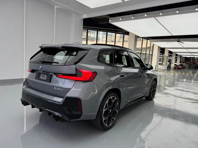 BMW X1 — Фото автомобиля 15